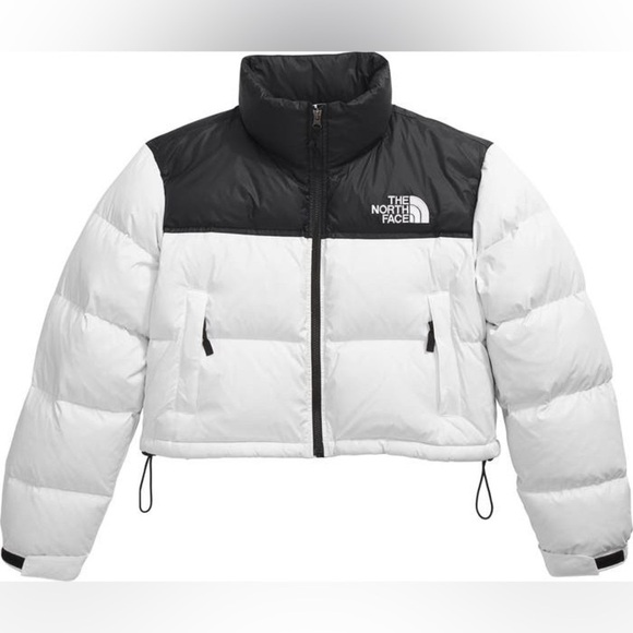 Nuptse Water Repellent 700 Fill Power Down Short Puffer Jacket
The North Face - Picture 5 of 11